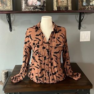 Graphic print 100% super soft rayon classic button down shirt size L